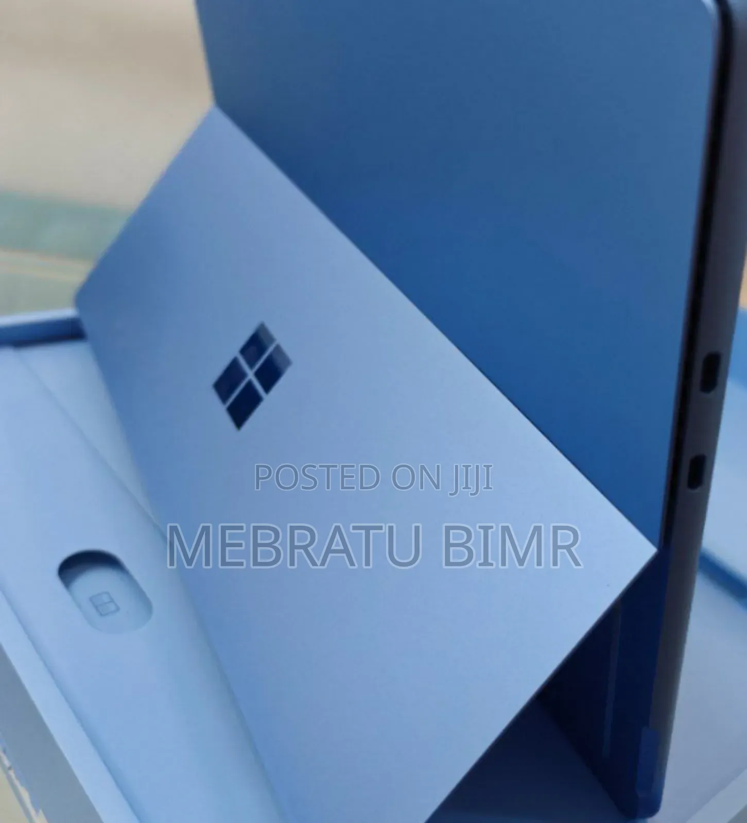 New Microsoft Surface Pro 11th Edition, a Copilot+ PC 16GB SSD 512GB