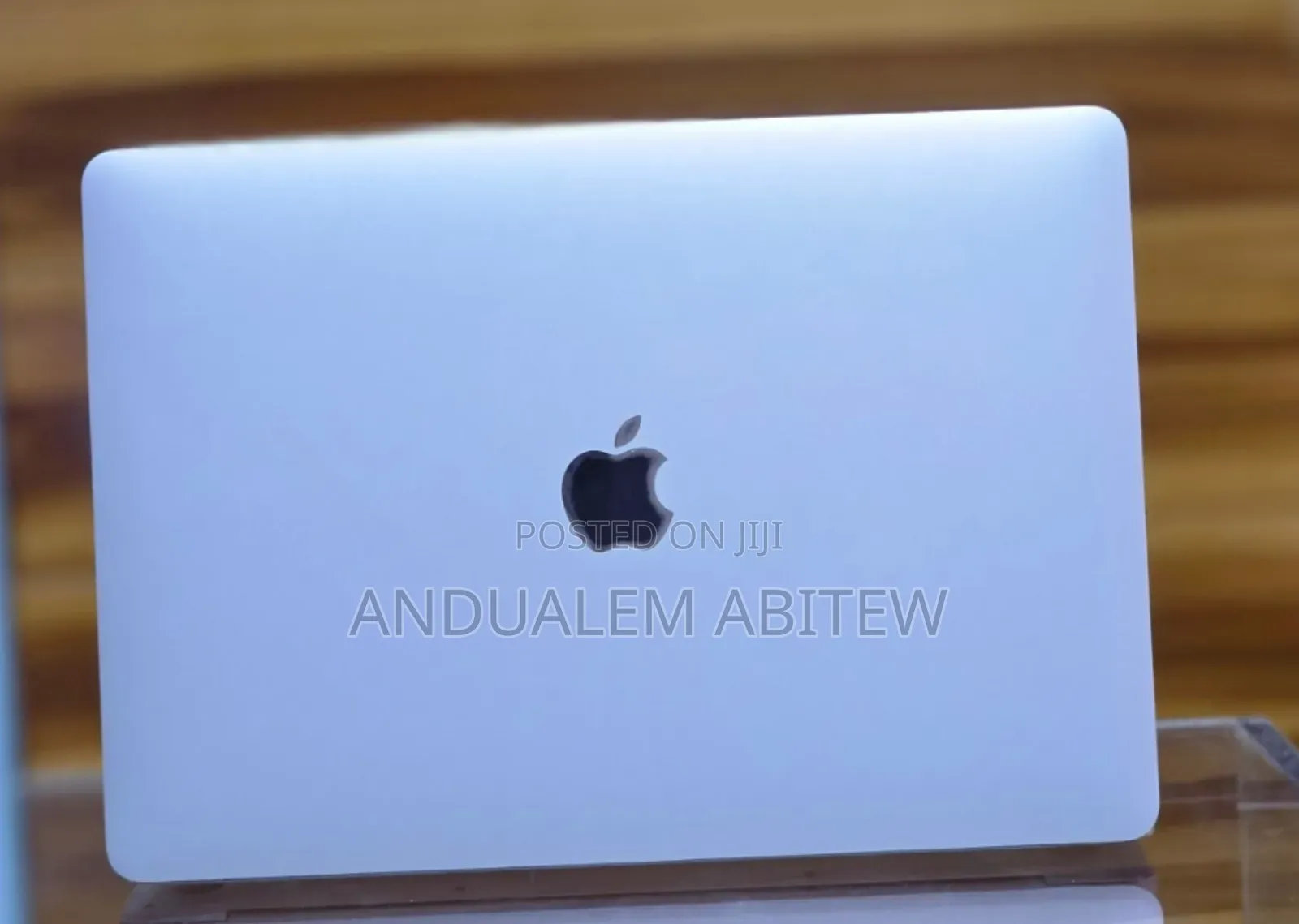 New Laptop Apple MacBook Air 2020 8GB Intel Core I5 SSD 256GB