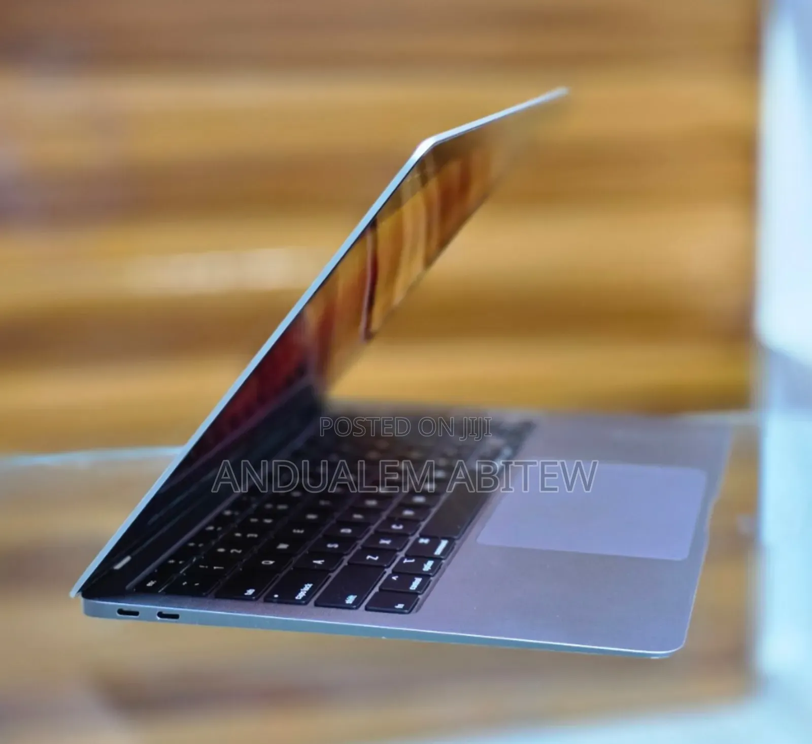 New Laptop Apple MacBook Air 2020 8GB Intel Core I5 SSD 256GB