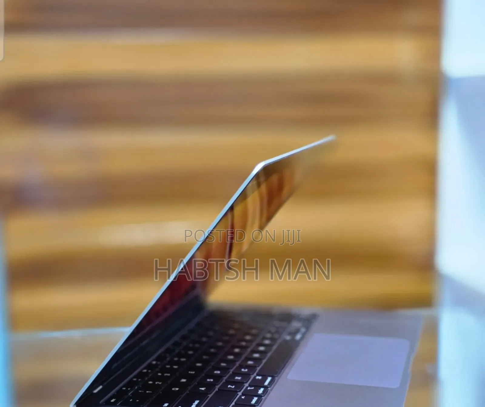 New Laptop Apple MacBook Air 2020 8GB Intel Core I5 SSD 256GB