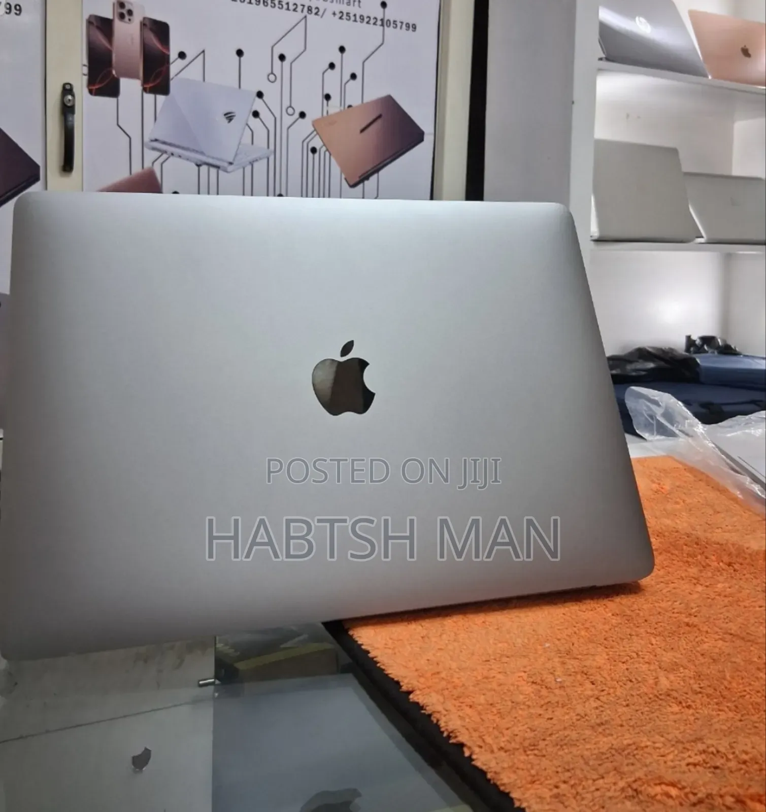 New Laptop Apple MacBook Air 2020 M1 8GB Apple M1 SSD 256GB