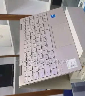 New Laptop HP Envy X360 8GB Intel Core I5 SSD 512GB