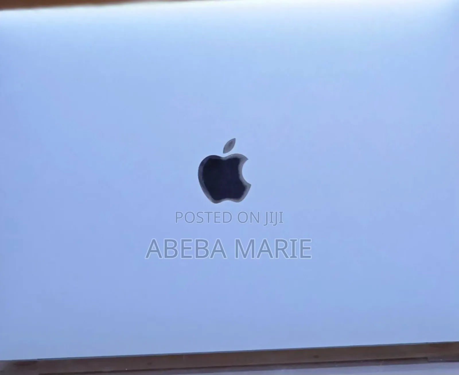 New Laptop Apple MacBook Air 2020 8GB Intel Core I5 SSD 256GB