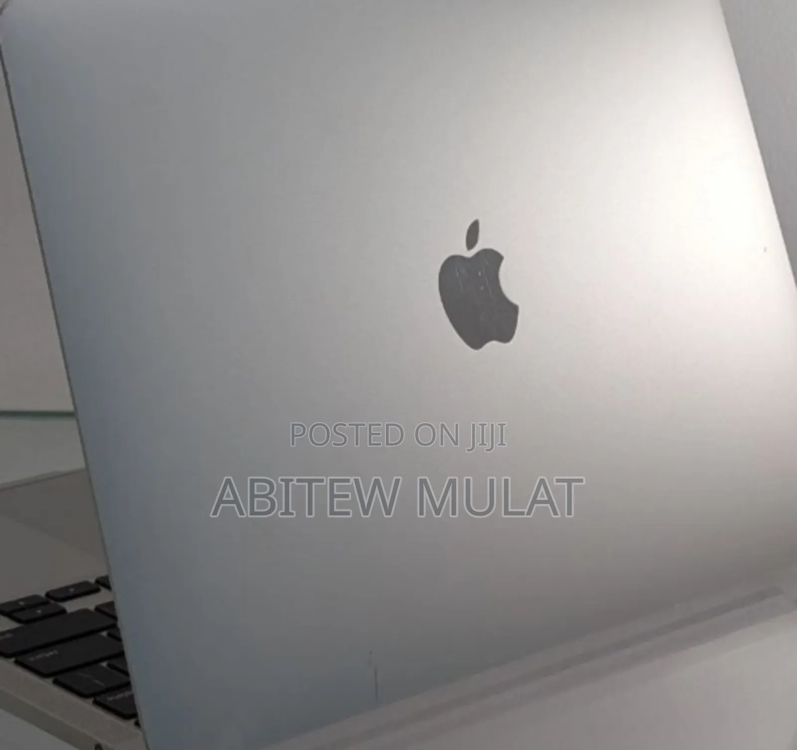 New Laptop Apple MacBook Pro 8GB Intel Core I5 SSD 256GB