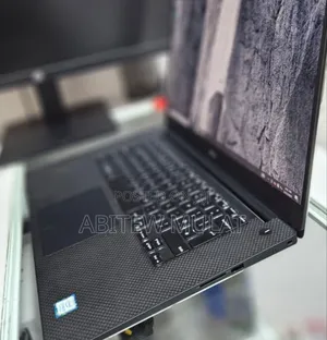 New Laptop Dell Precision 5540 32GB Intel Core I7 SSD 512GB