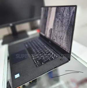 New Laptop Dell Precision 15 5540 32GB Intel Core I7 SSD 512GB