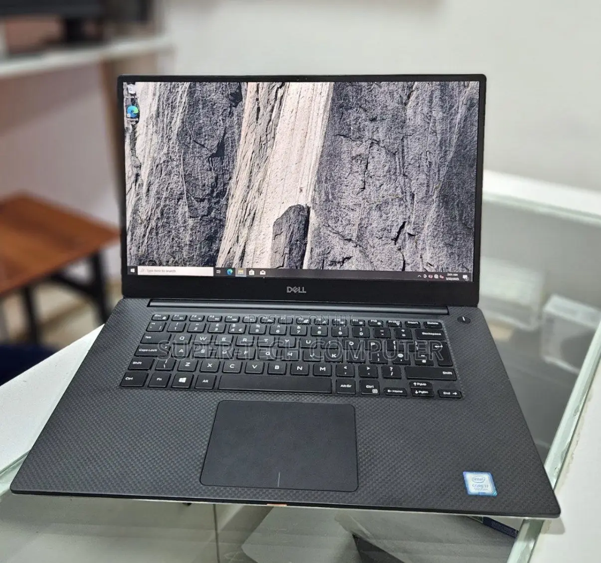 New Laptop Dell Precision 15 5540 32GB Intel Core I7 SSD 512GB