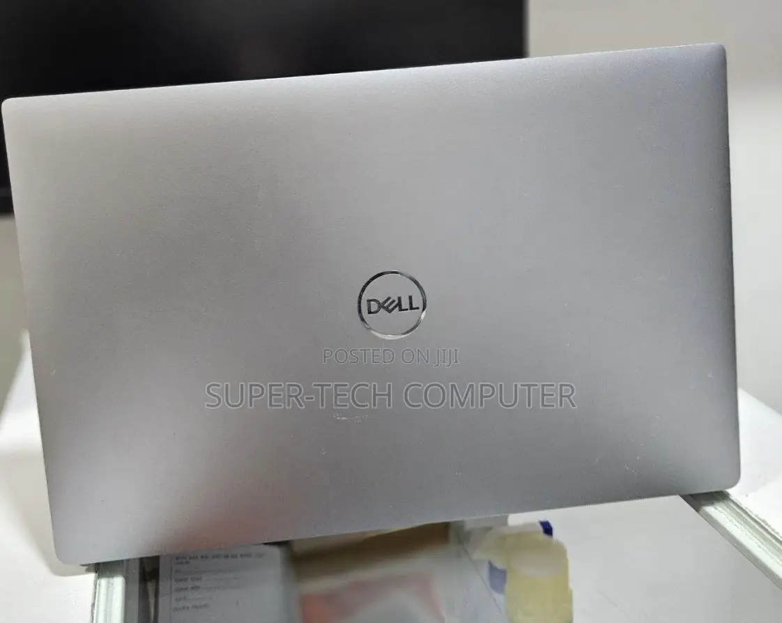 New Laptop Dell Precision 15 5540 32GB Intel Core I7 SSD 512GB