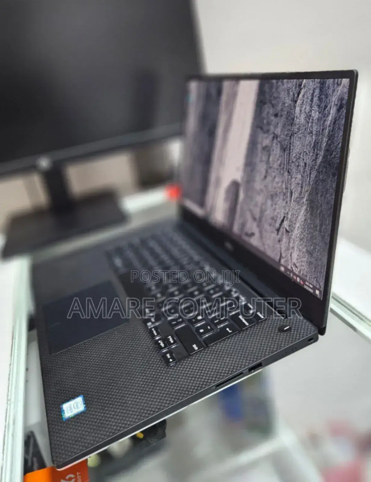 New Laptop Dell Precision 5540 32GB Intel Core I7 SSD 512GB