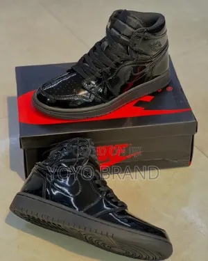 Air Jordan1 Balck Cat