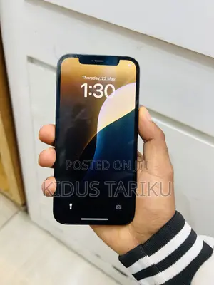 Apple iPhone 12 64 GB Black