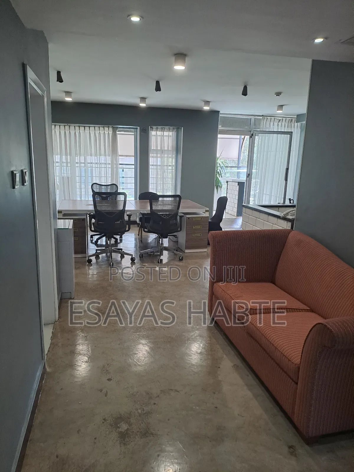 Office for Rental at Bole