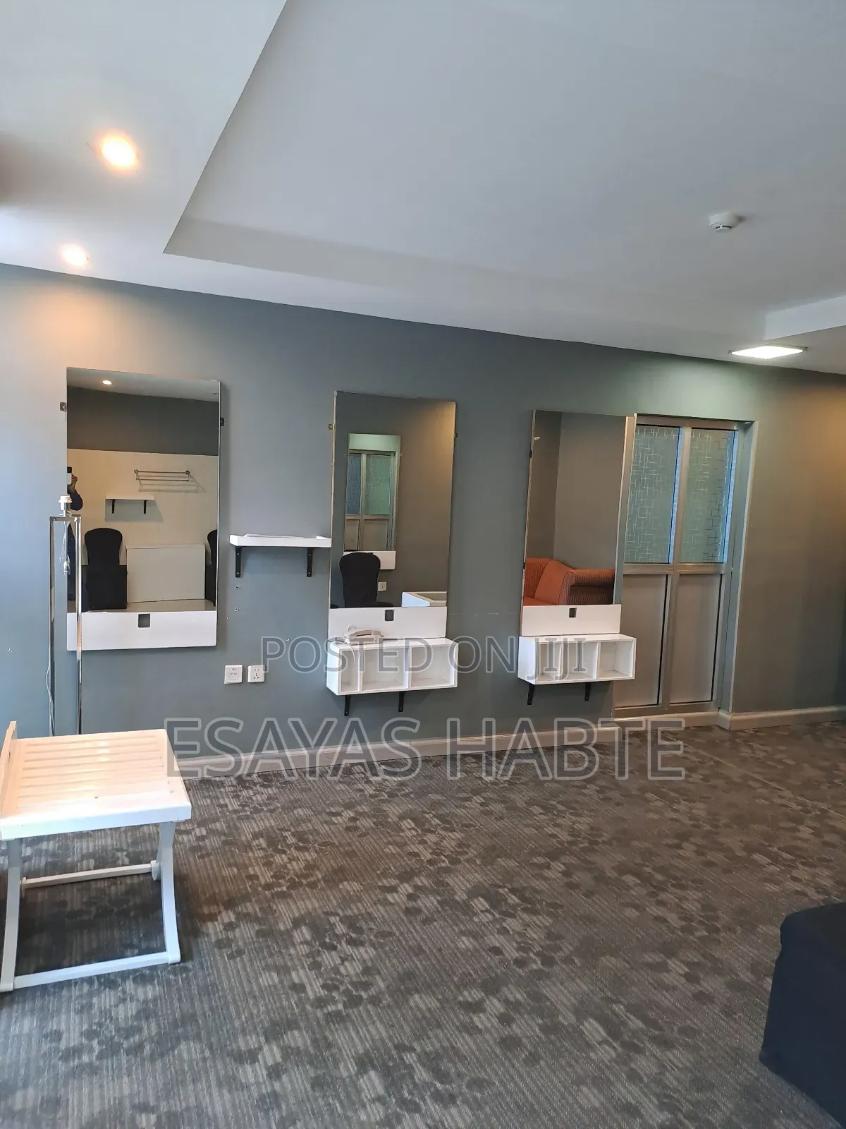 Office for Rental at Bole