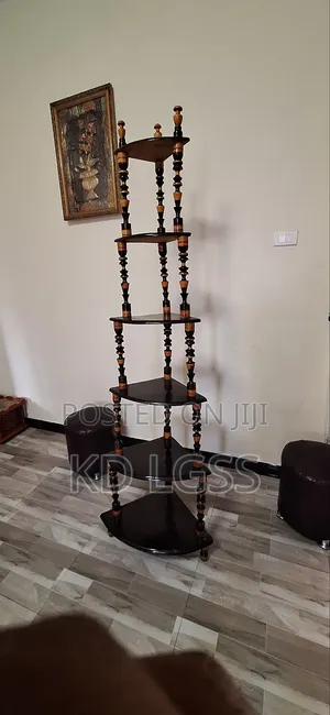 Photo - Photo Shelf