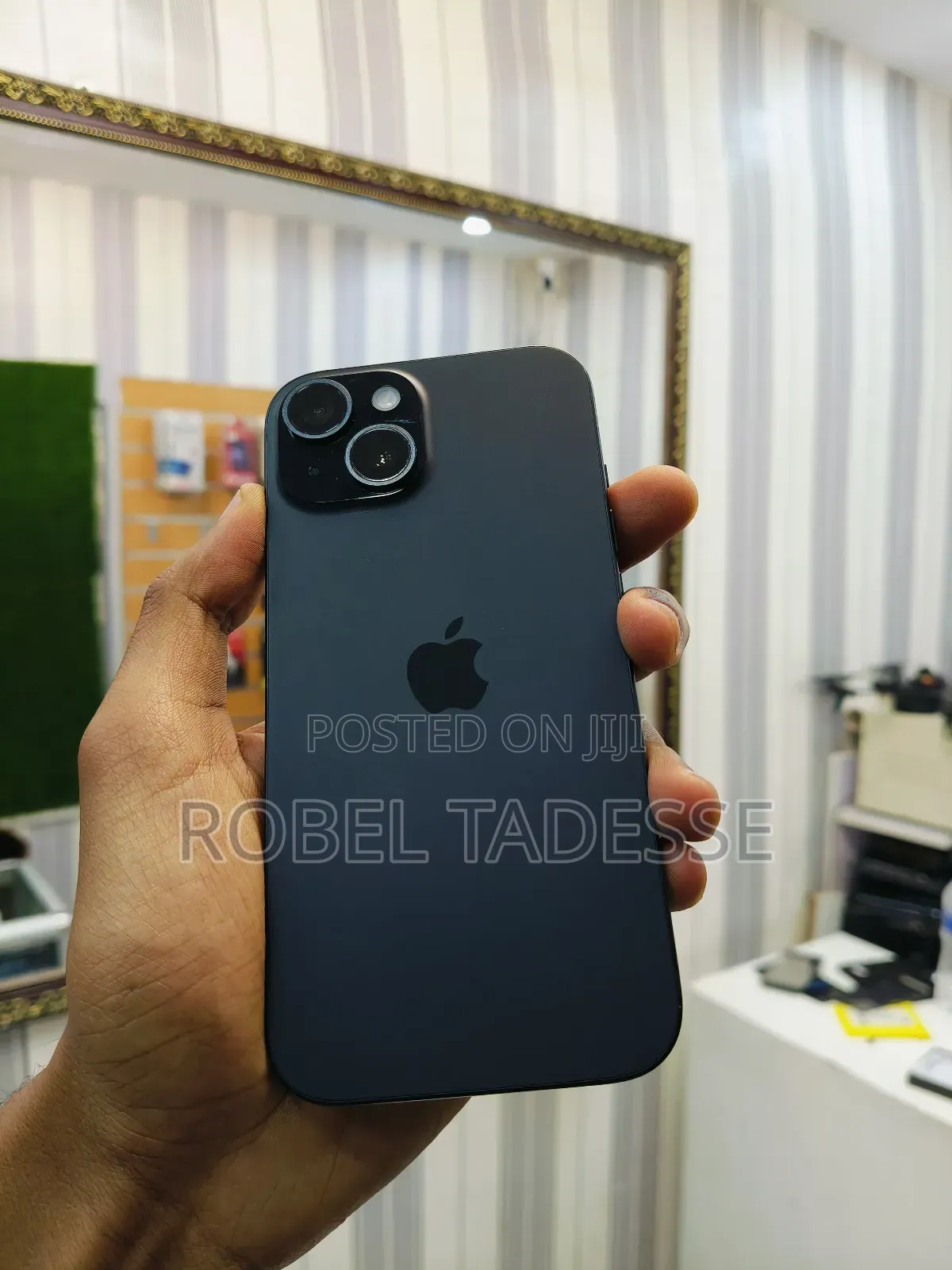 Apple iPhone 15 128 GB