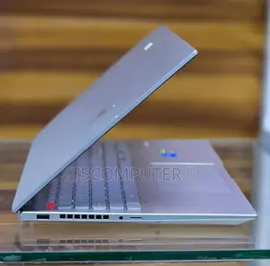 New Laptop Asus 16GB Intel Core I7 SSD 512GB