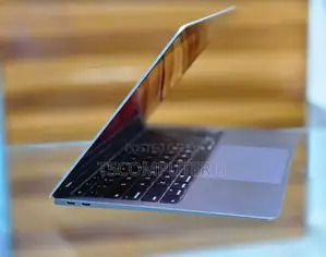 New Laptop Apple MacBook Air 2020 M1 8GB Intel Core I5 SSD 256GB