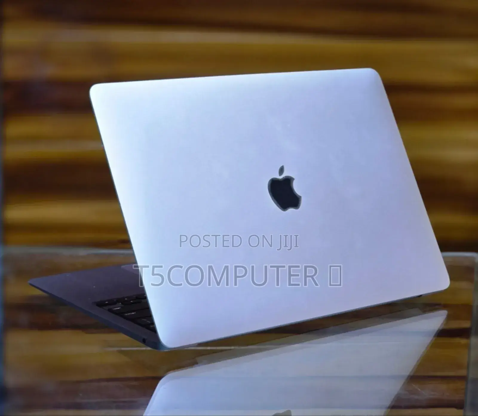 New Laptop Apple MacBook Air 2020 M1 8GB Intel Core I5 SSD 256GB