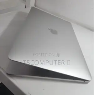 New Laptop Apple MacBook Pro M1 8GB Apple M1 SSD 256GB