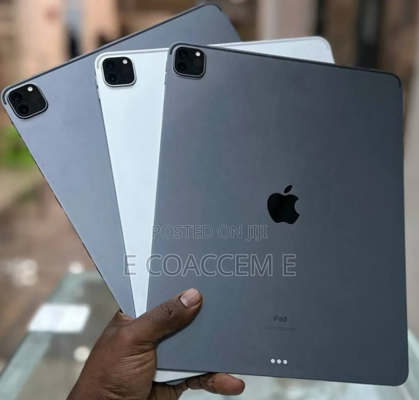 New Apple iPad Pro 12.9 (2020) 256 GB Gray