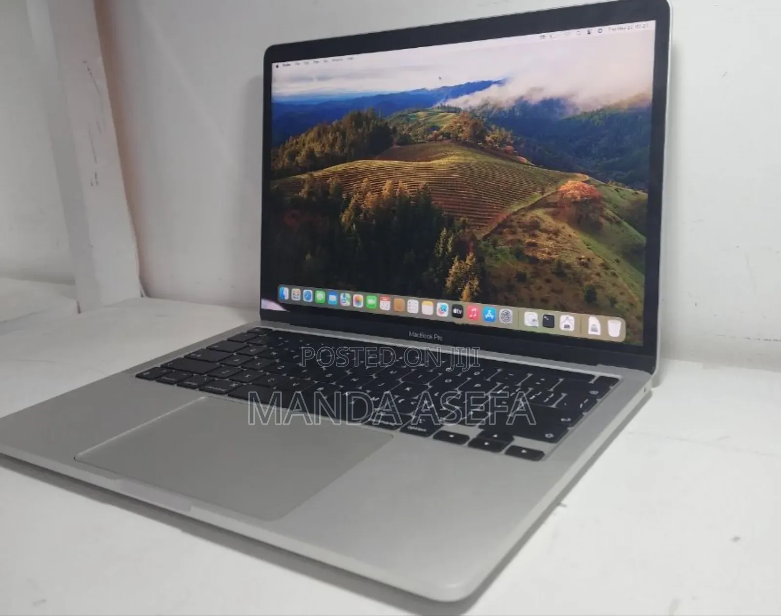 New Laptop Apple MacBook Pro M1 8GB Apple M1 SSD 256GB