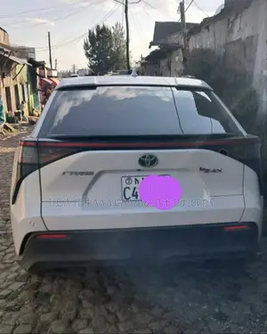 Toyota bZ4X 2023 Ivory