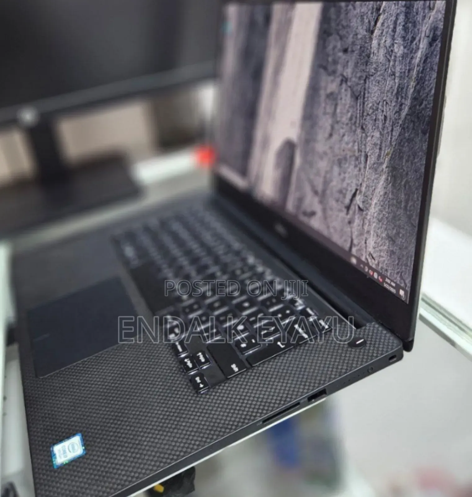 New Laptop Dell Precision 5540 32GB Intel Core I7 SSD 512GB