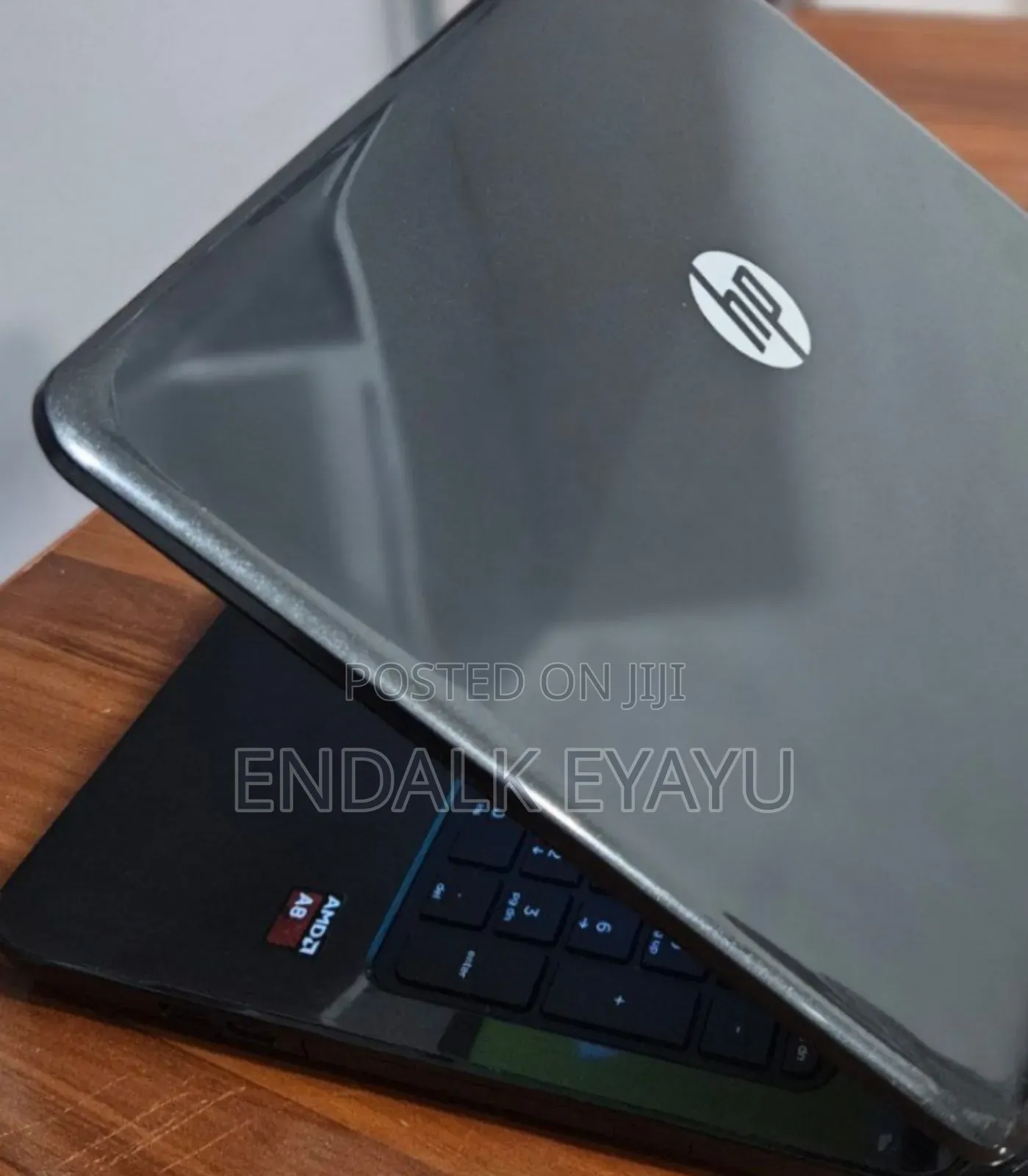 New Laptop HP 4GB AMD A8 HDD 250GB