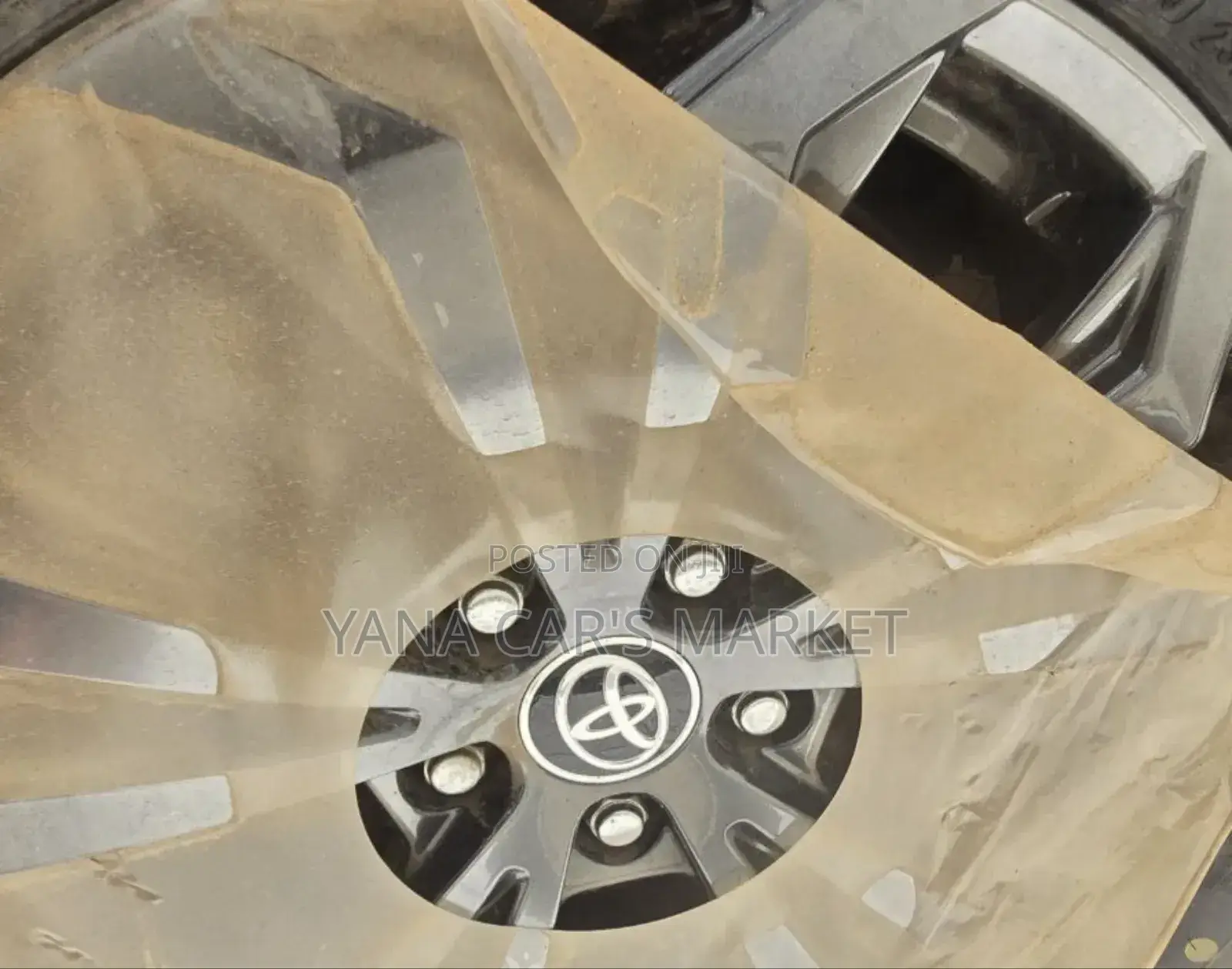 New Toyota RAV4 Hybrid 2024 Gray