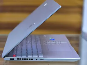 New Laptop Asus VivoBook 15 X505BA 16GB Intel Core I7 SSD 512GB