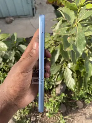 New Samsung Galaxy M14 64 GB Blue