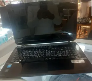 New Laptop Toshiba 4GB Intel Core I3 HDD 500GB