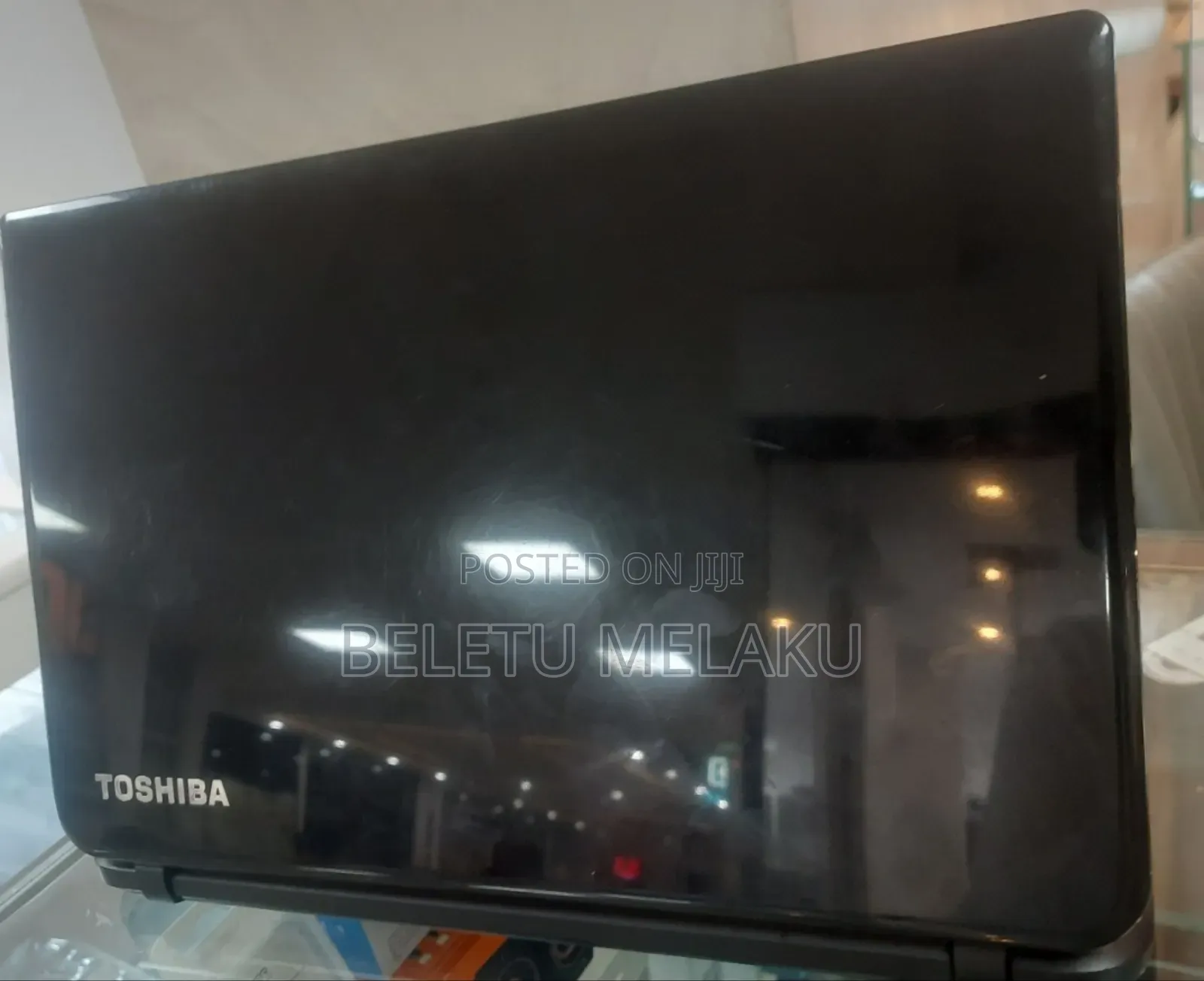 New Laptop Toshiba 4GB Intel Core I3 HDD 500GB