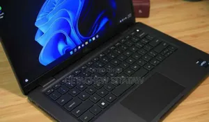 Photo - New Laptop Dell Latitude 5310 16GB Intel Core I7 SSD 1T