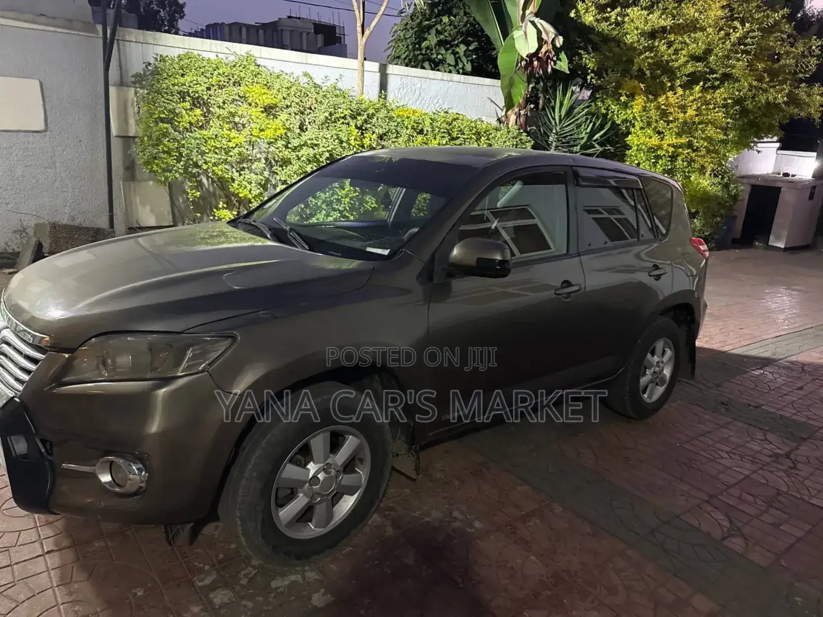 Toyota RAV4 2012 Gray