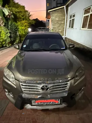 Photo - Toyota RAV4 2012 Gray