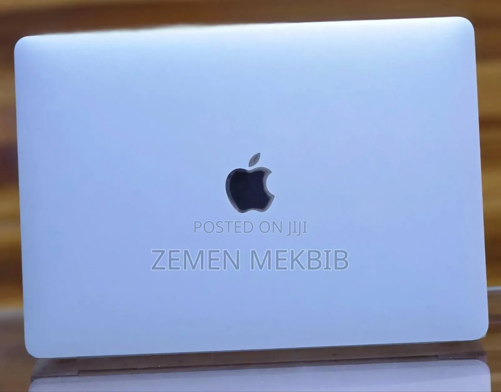 New Laptop Apple MacBook Air 2020 M1 8GB Intel Core I5 SSD 256GB