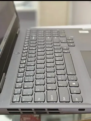 New Laptop Lenovo LOQ 15ARP9 16GB AMD Ryzen 7 SSD 512GB