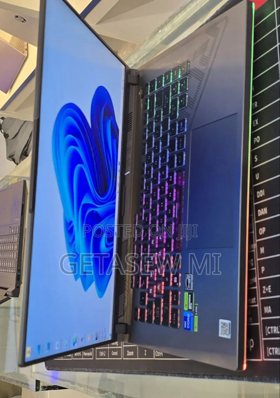 New Laptop Asus ROG Strix G15 16GB Intel Core I7 SSD 1T