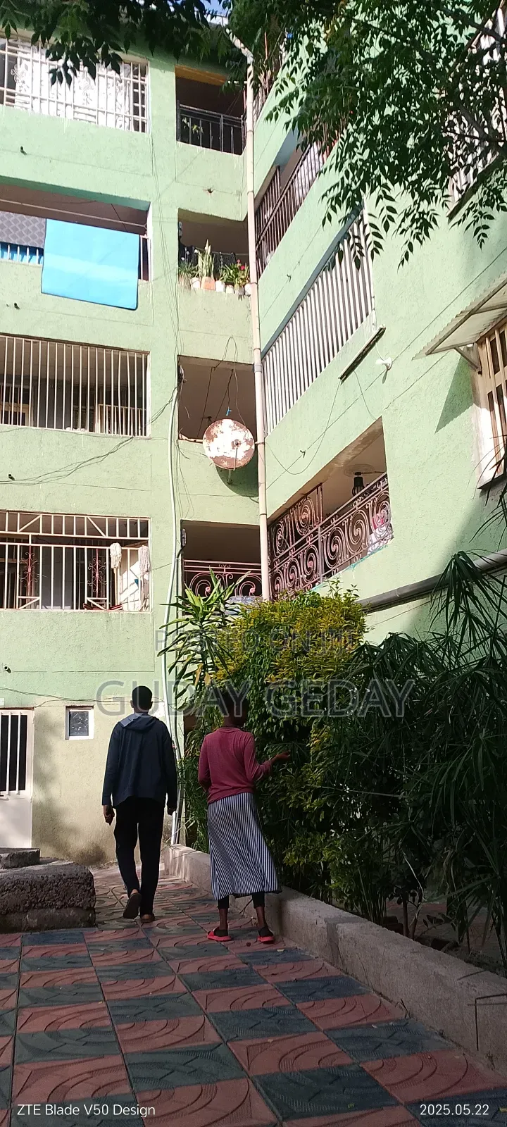 Furnished 3bdrm Condo in Akaky Kaliti for sale