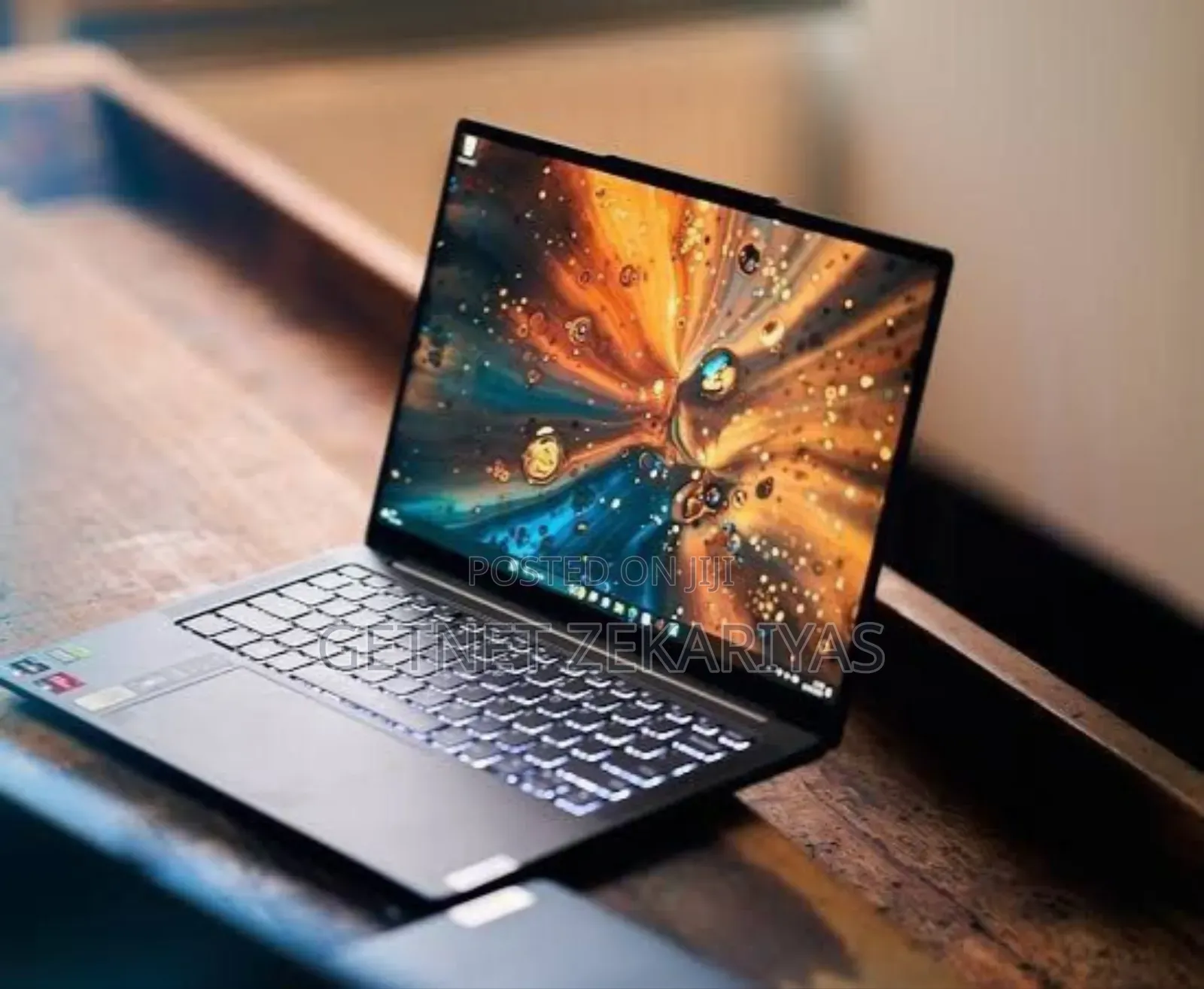 New Laptop Lenovo Yoga 700 32GB Intel Core I7 SSD 1T