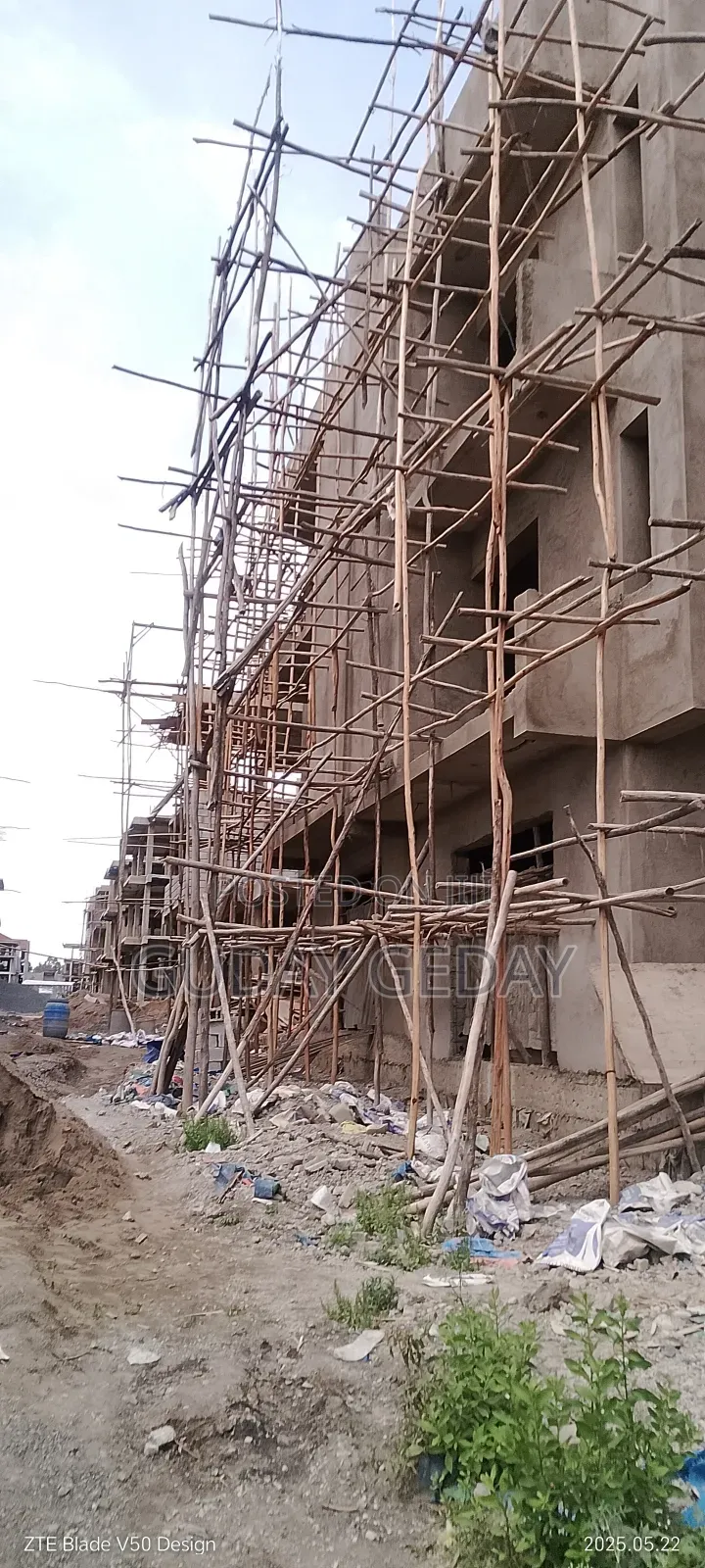 7bdrm Block of Flats in Akaky Kaliti for sale