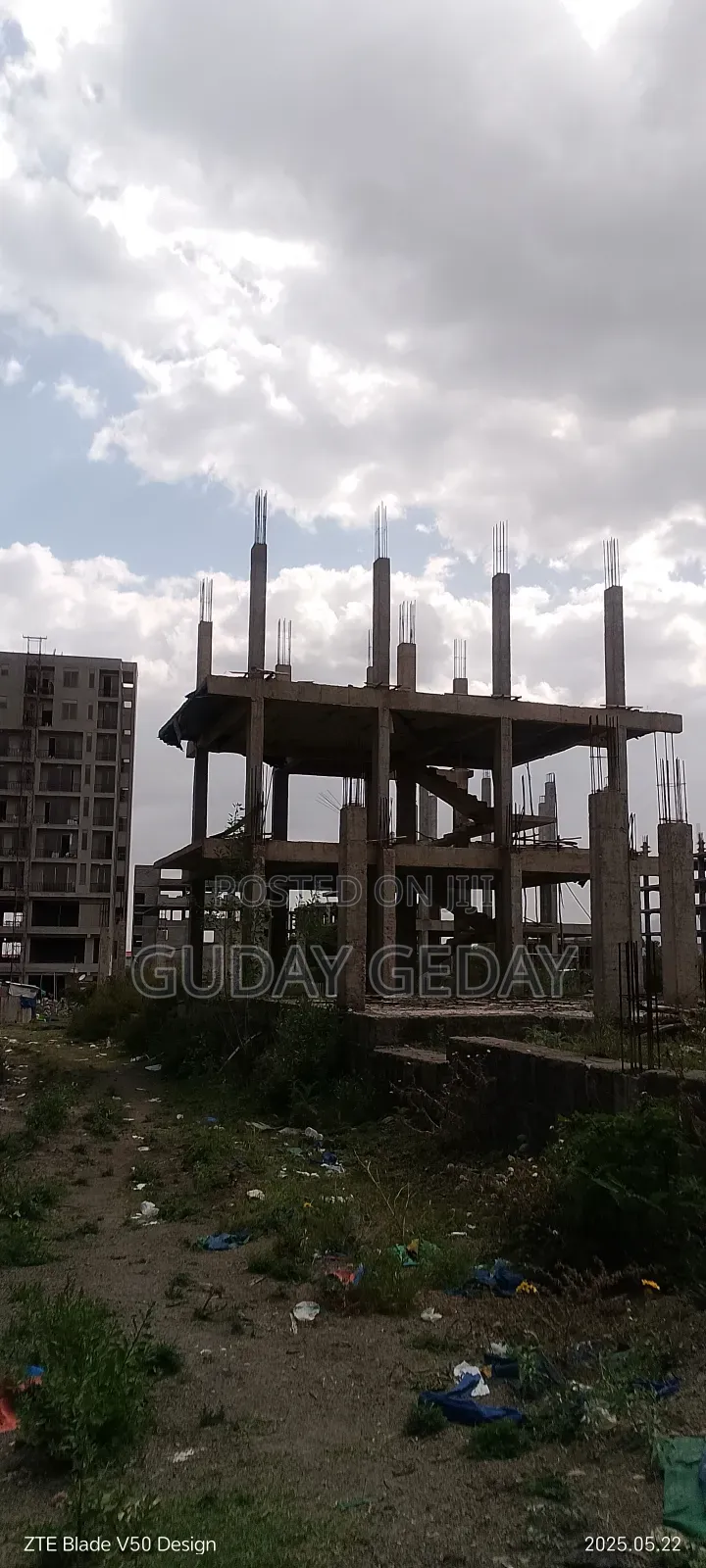 7bdrm Block of Flats in Akaky Kaliti for sale