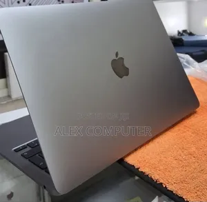 New Laptop Apple MacBook Air 2020 M1 8GB Apple M1 SSD 256GB
