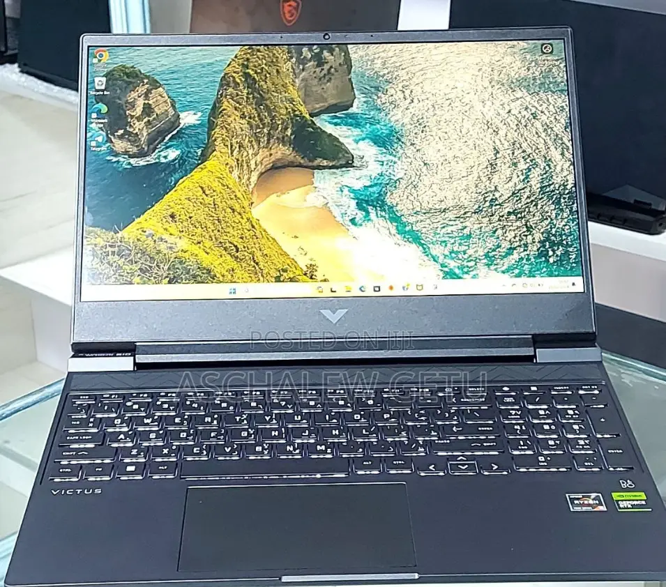 New Laptop HP Victus 15 8GB AMD Ryzen 5 SSD 512GB