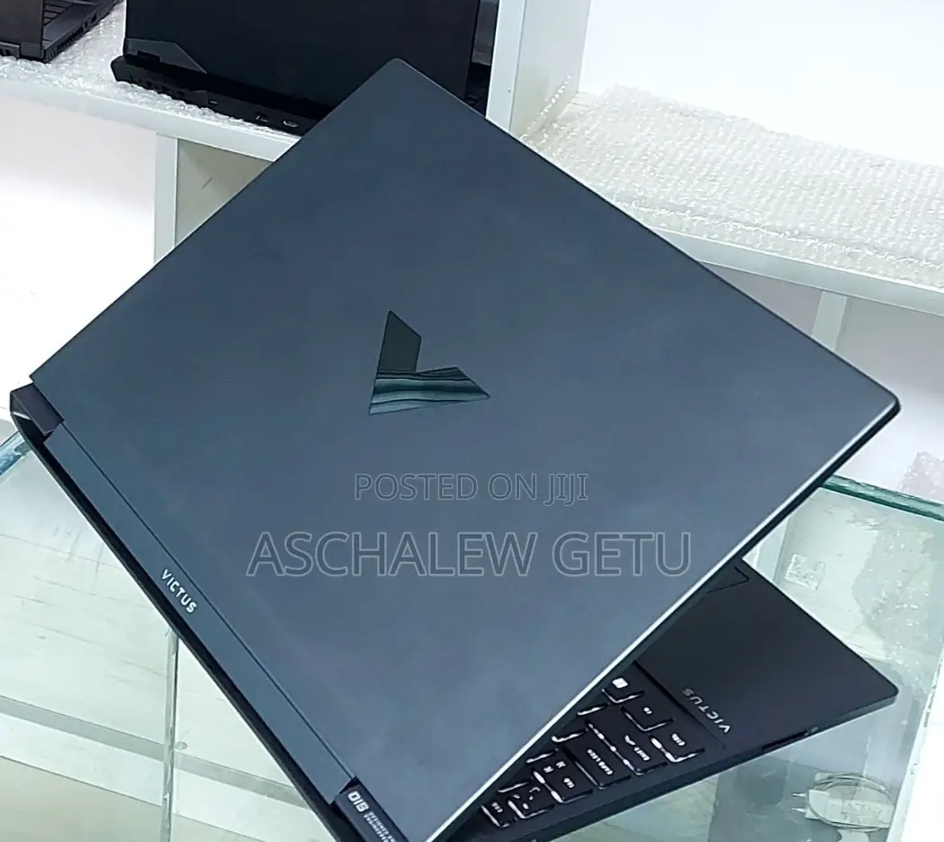 New Laptop HP Victus 15 8GB AMD Ryzen 5 SSD 512GB