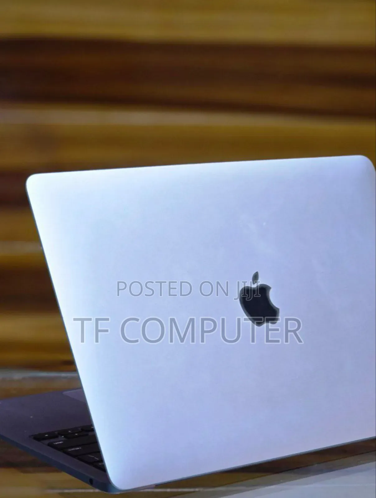 New Laptop Apple MacBook Air 2020 8GB Intel Core I5 SSD 256GB