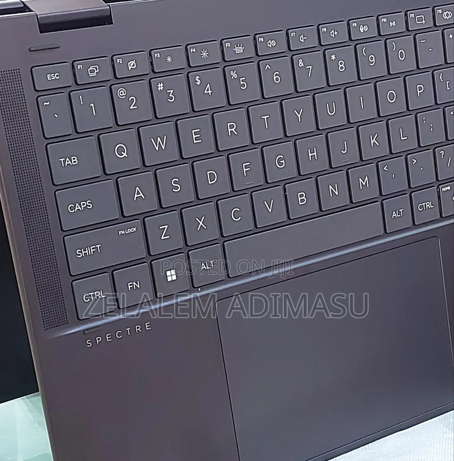 New Laptop HP Spectra 13 16GB Intel Core Ultra 7 SSD 1T