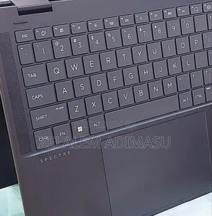New Laptop HP Spectra 13 16GB Intel Core Ultra 7 SSD 1T