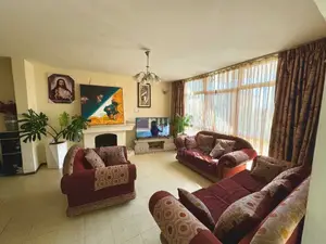 Furnished 5bdrm House in Gift Real State, Yeka for sale